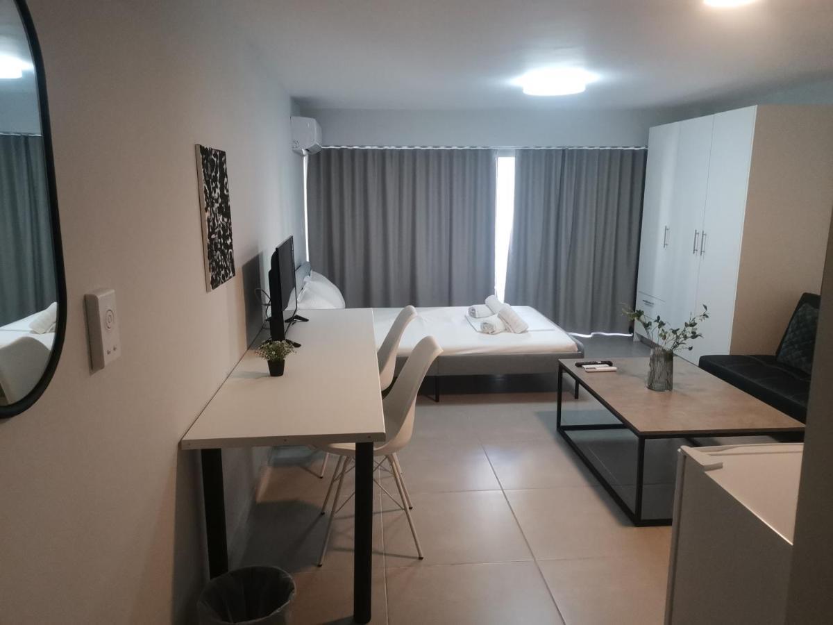 New Cozy Studio In Aigaleo Apartment Atena Exterior foto